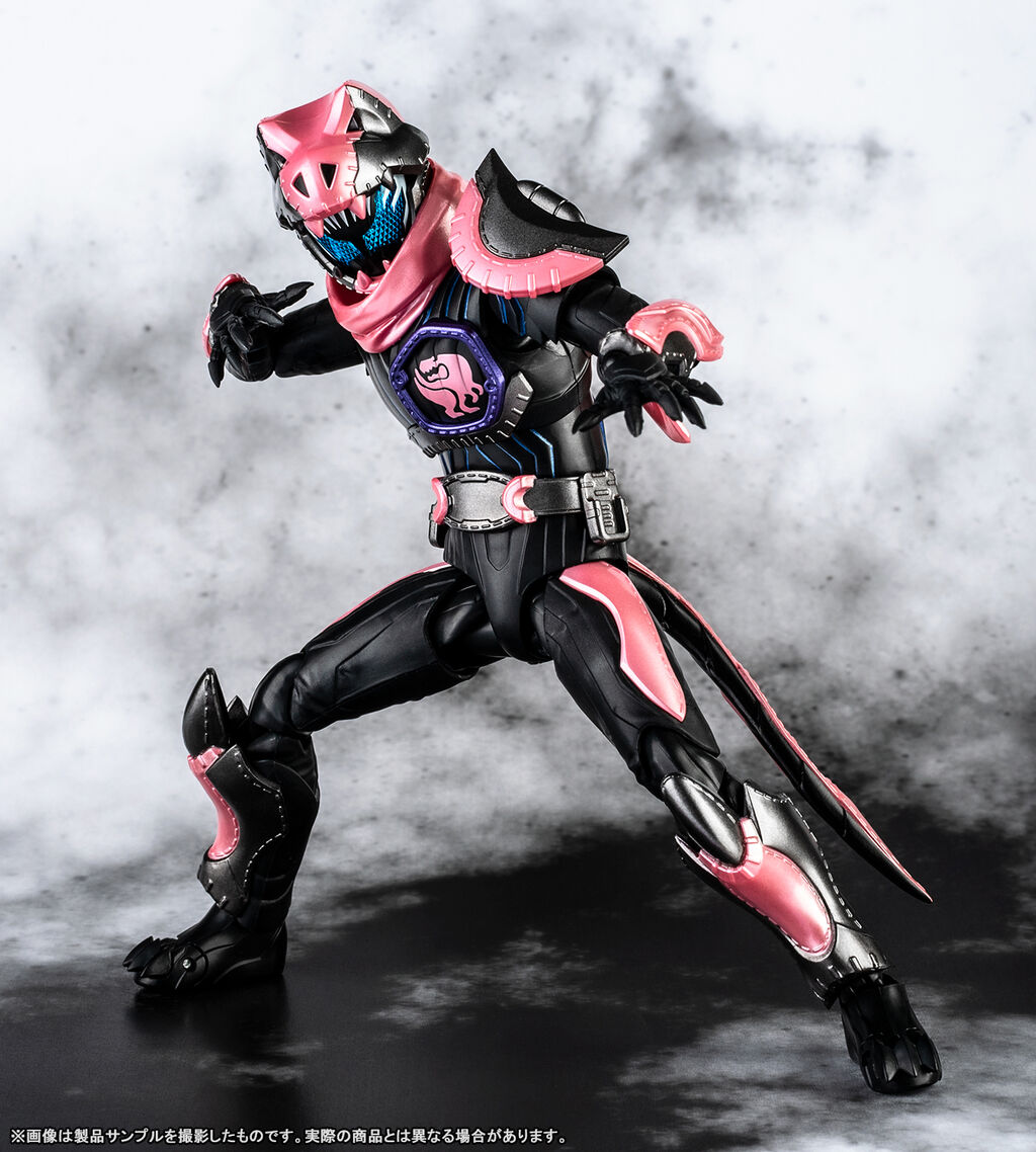 พรีวิวงาม ๆ SHFiguarts Kamen Rider Revice Rex Genome