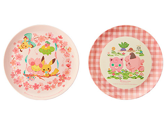 สินค้าโปเกมอนที่เตรียมวางจำหน่ายสำหรับเทศกาลดอกซากุระในญี่ปุ่น