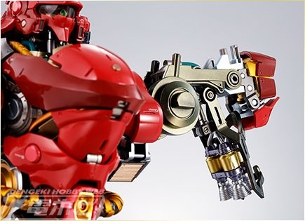 รายละเอียดสุดยอด!! กับ Mobile Suit Sazabi ในโมเดลของสะสมซีรีส์ FORMANIA