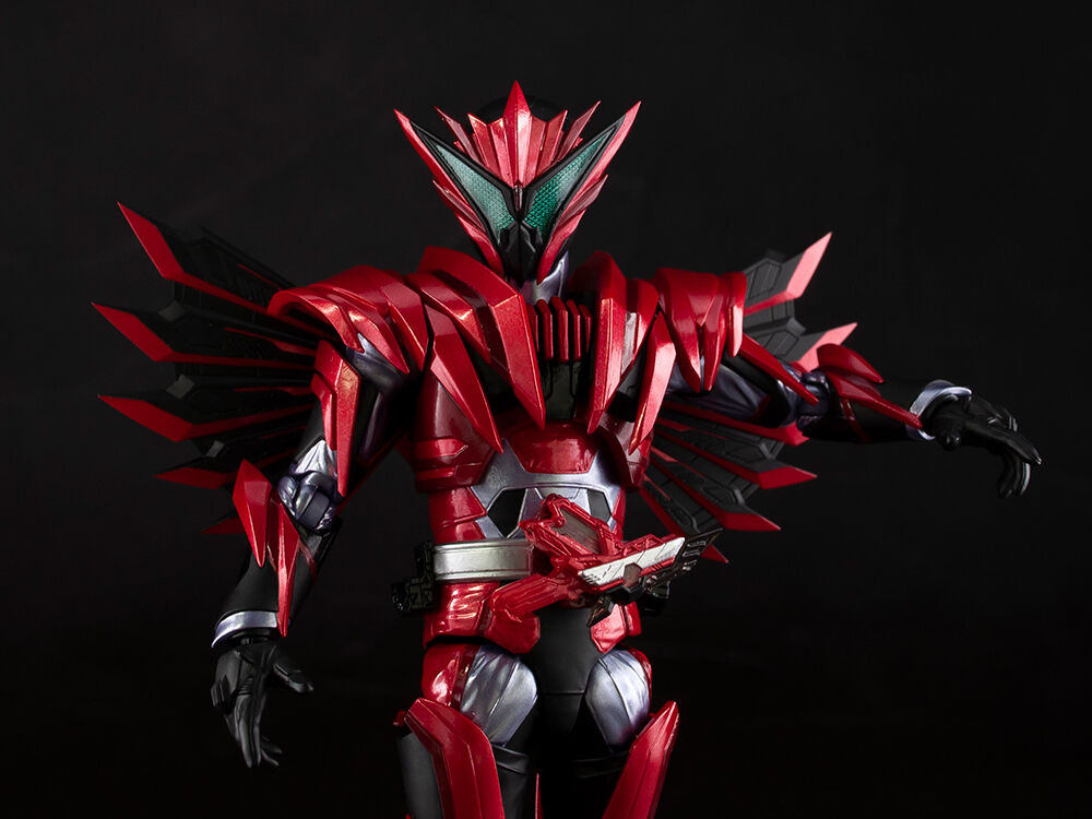 พรีวิวงาม ๆ SHFiguarts Kamen Rider Xun Burning Falcon
