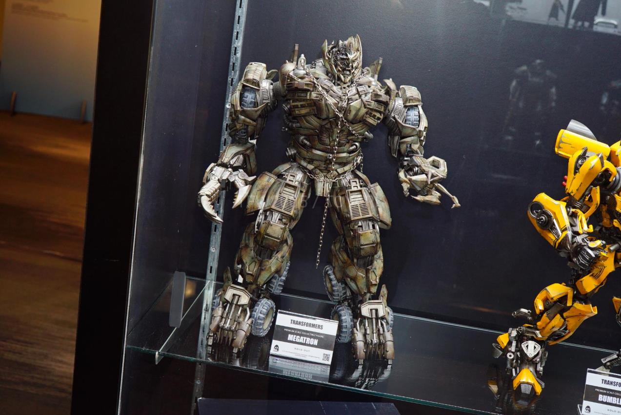 รวมภาพถ่ายหุ่น Transformer ค่าย Threezero ในงาน Toy Fair 2020
