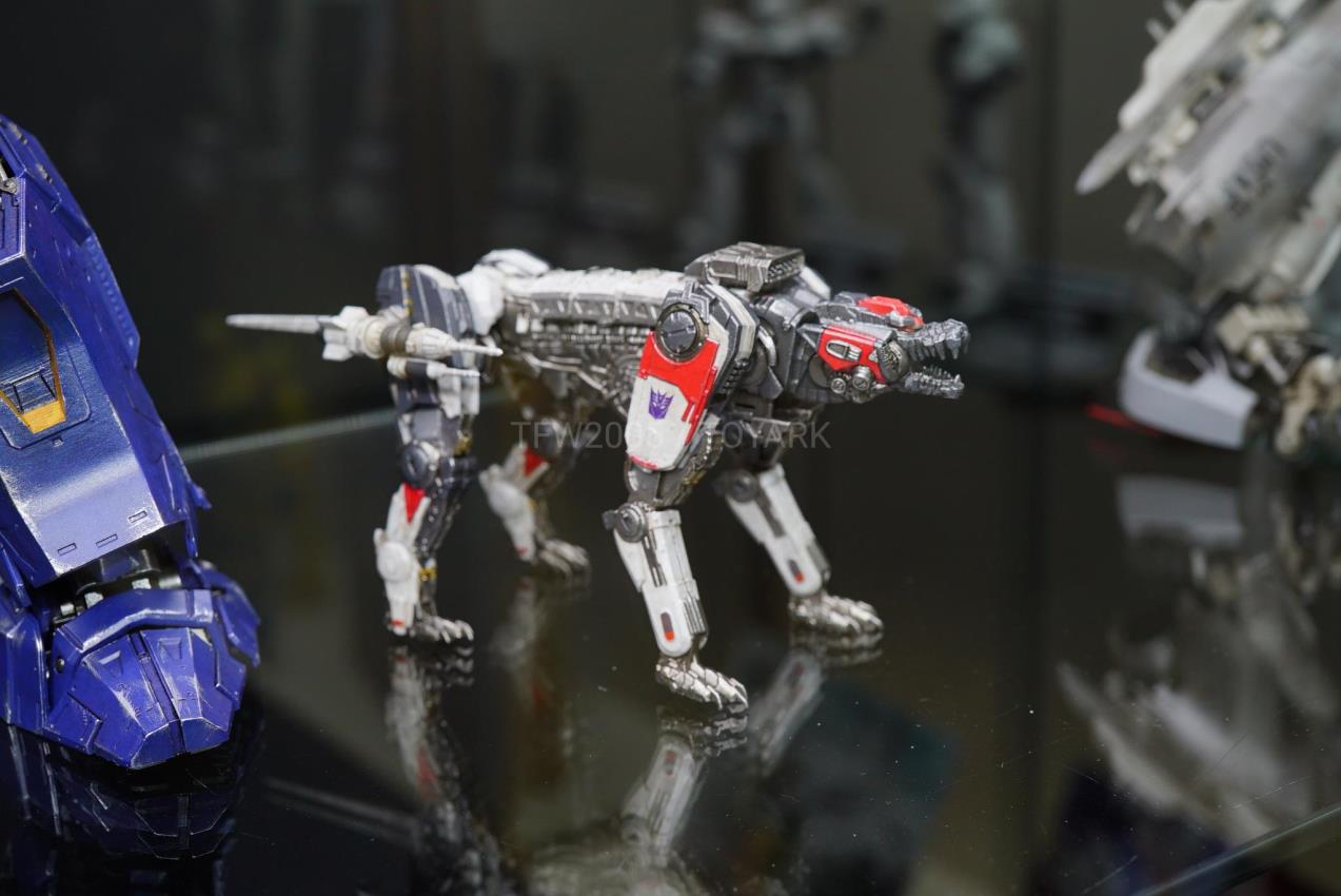 รวมภาพถ่ายหุ่น Transformer ค่าย Threezero ในงาน Toy Fair 2020
