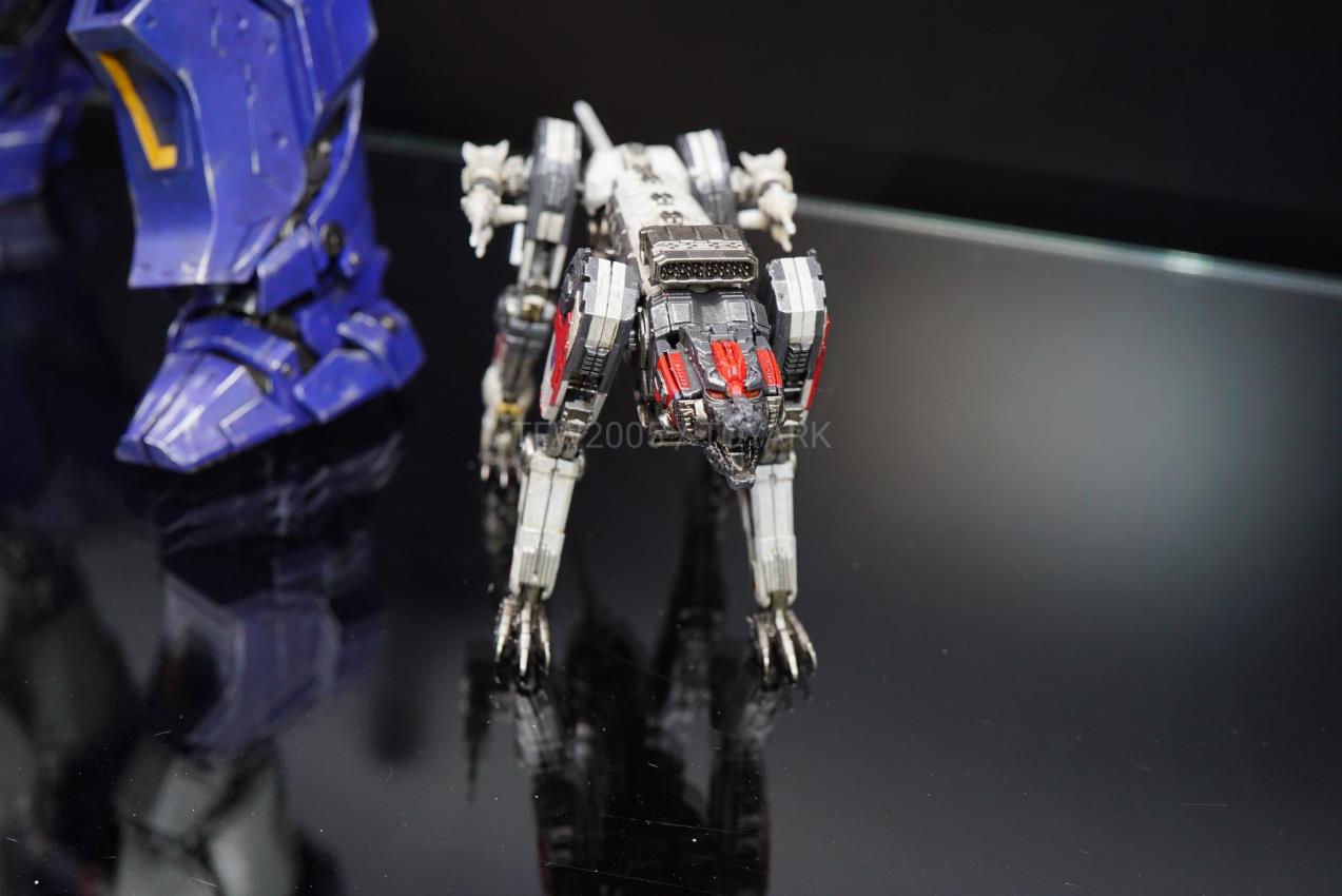 รวมภาพถ่ายหุ่น Transformer ค่าย Threezero ในงาน Toy Fair 2020