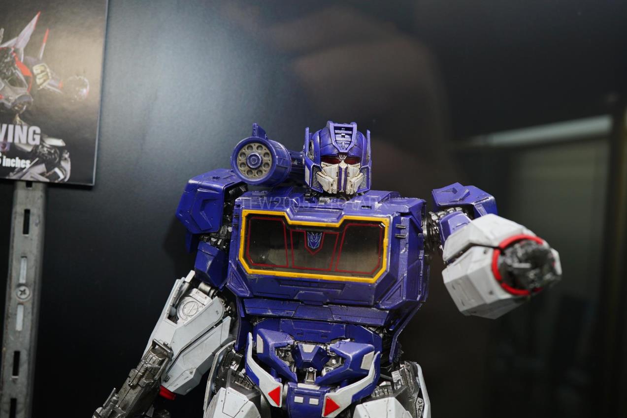 รวมภาพถ่ายหุ่น Transformer ค่าย Threezero ในงาน Toy Fair 2020