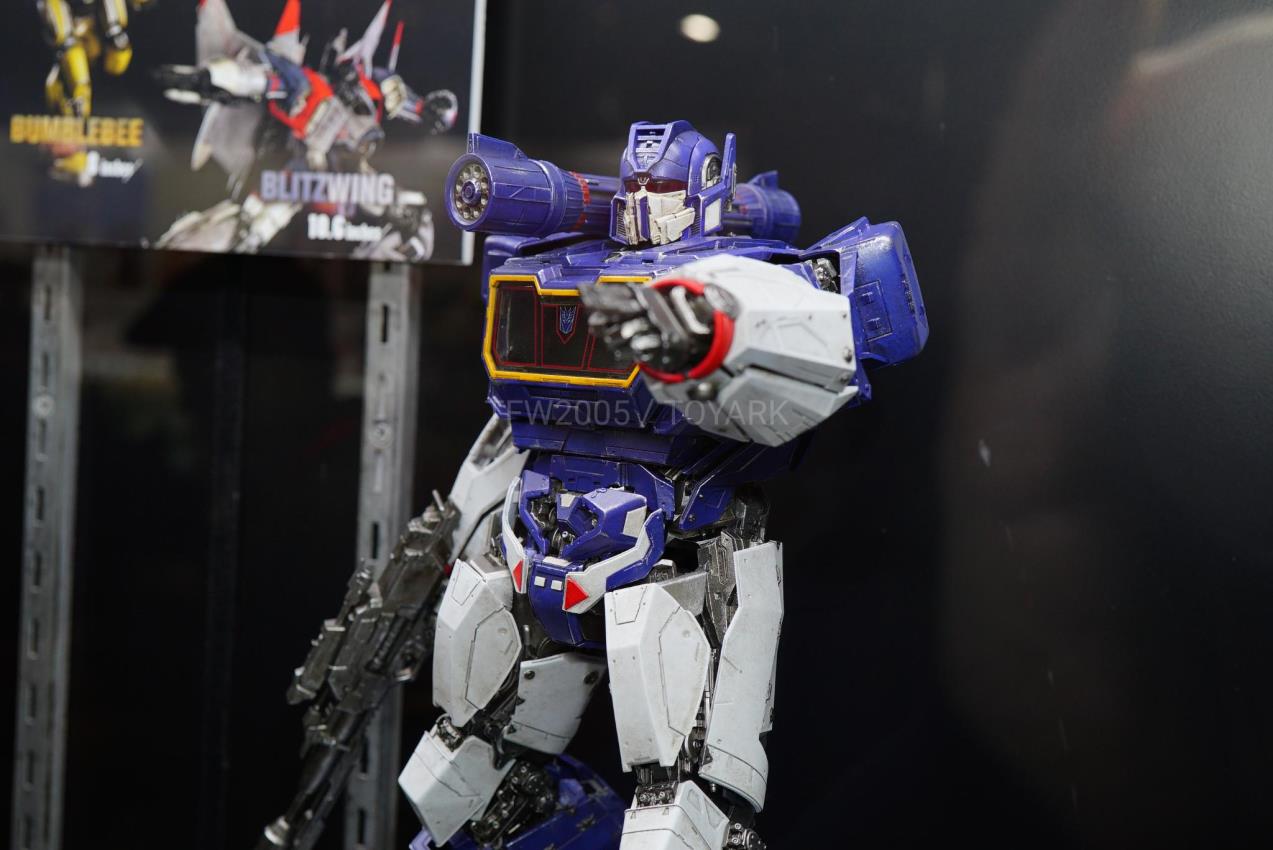 รวมภาพถ่ายหุ่น Transformer ค่าย Threezero ในงาน Toy Fair 2020