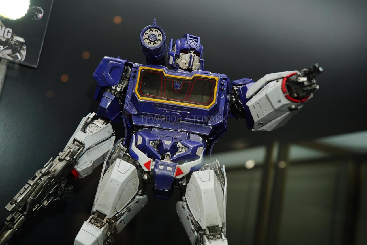 รวมภาพถ่ายหุ่น Transformer ค่าย Threezero ในงาน Toy Fair 2020