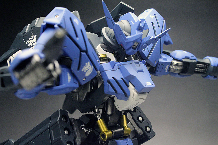 ชมภาพ GUNDAM VIDAR ลงสีอย่างงาม