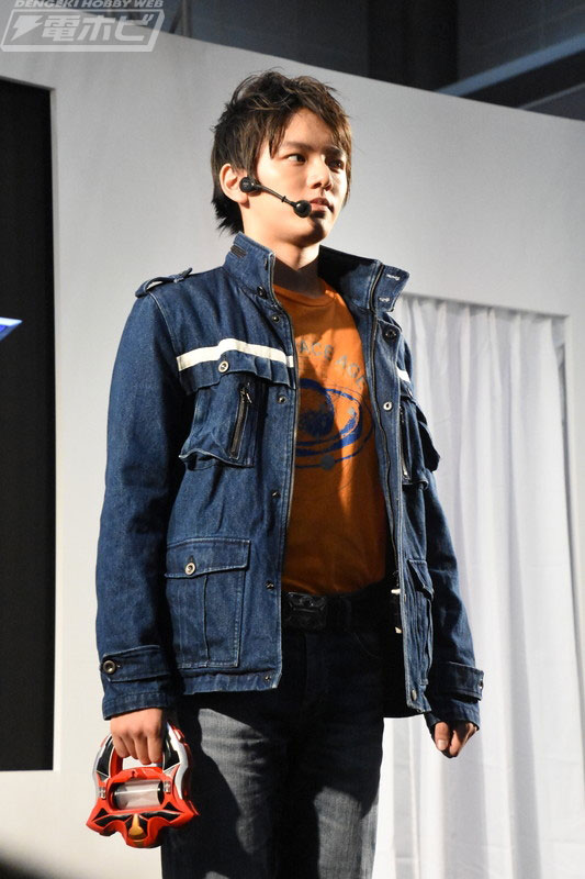 อัพเดทข้อมูลและตัวละครหลักในซีรีส์ Ultraman Geed