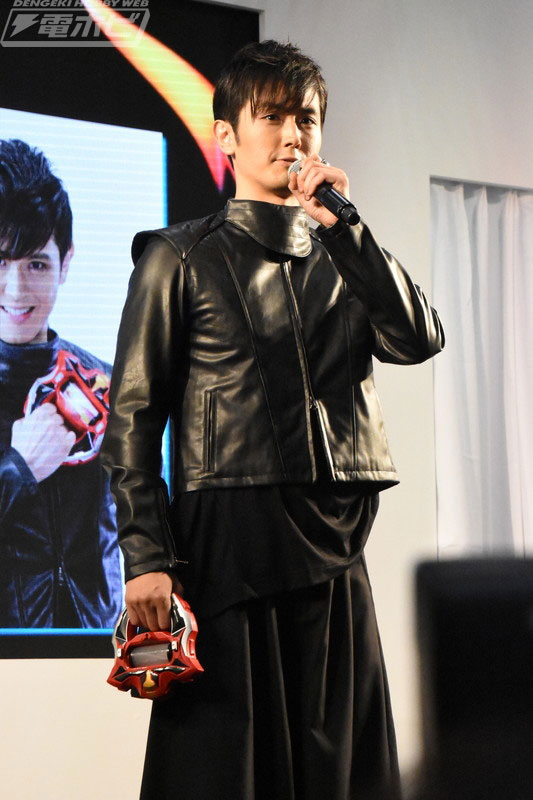 อัพเดทข้อมูลและตัวละครหลักในซีรีส์ Ultraman Geed
