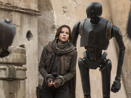 ชมภาพสินค้าหุ่น K-2SO จากภาพยนต์ Starwars Rogue One