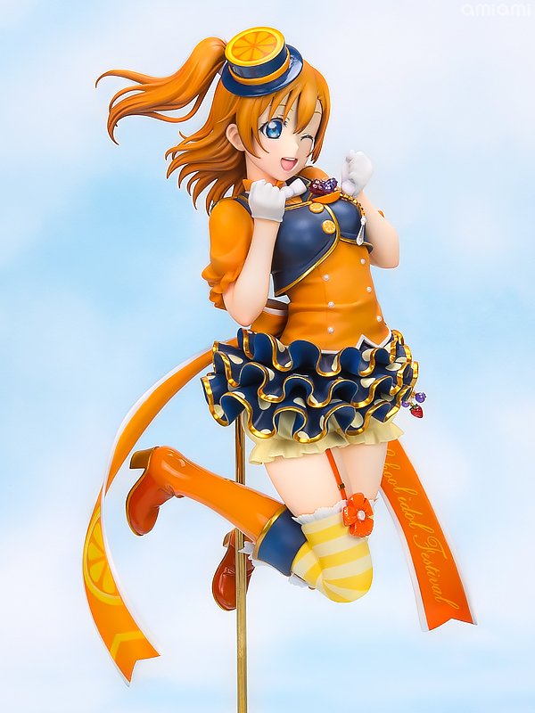 รีวิวฟิกเกอร์สุดน่ารักของ Honoka Kosaka จาก Love Live! School Idol Festival