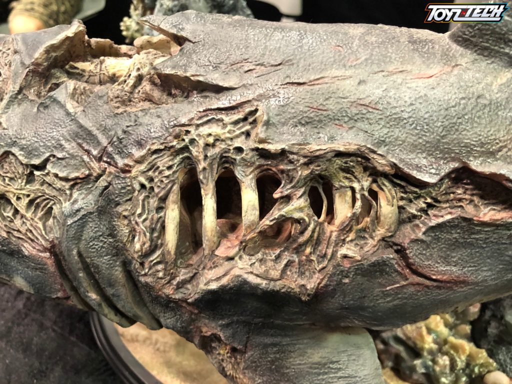 โหดจริง! กับ Zombie Shark งานปั้นออริจินัลของค่าย Queen Studios