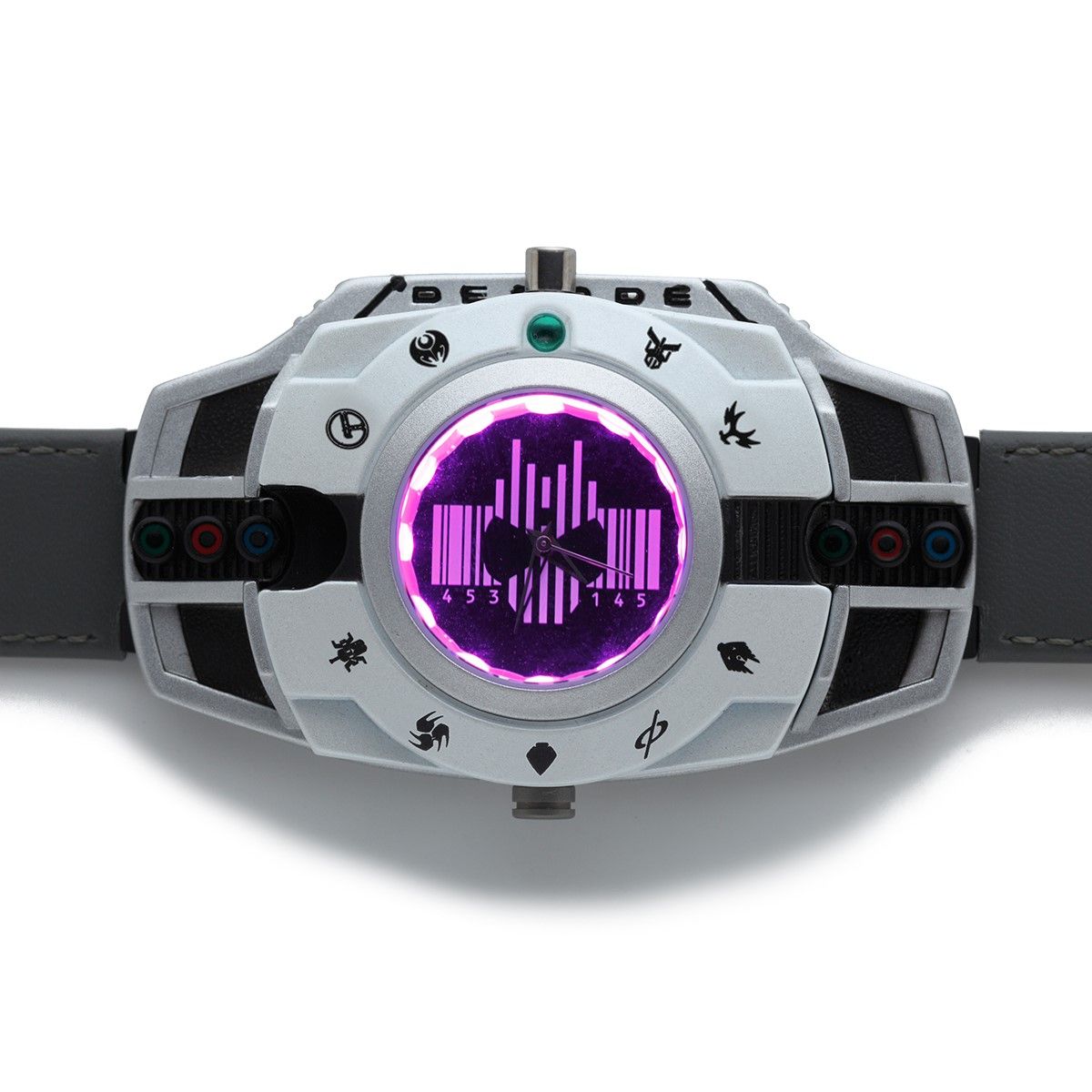 สวยไม่หยอก กับนาฬิกา Kamen Rider Decade สินค้าใหม่จากซีรีส์ LIVE ACTION WATCH ของ Premium Bandai