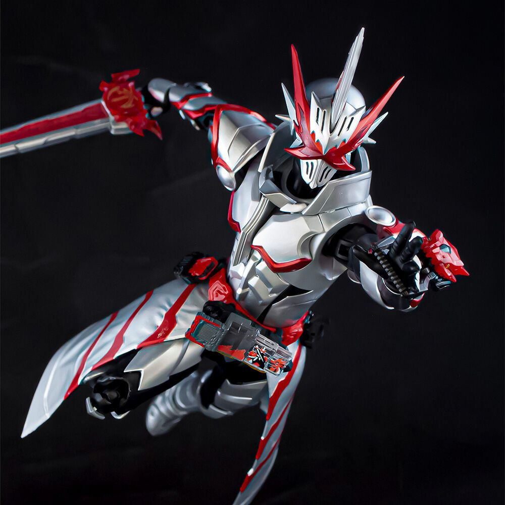 พรีวิวงาม ๆ SHFiguarts Kamen Rider Holy Blade Dragonic Knight