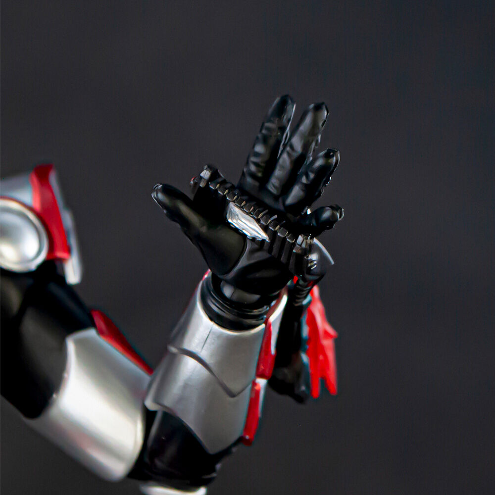 พรีวิวงาม ๆ SHFiguarts Kamen Rider Holy Blade Dragonic Knight