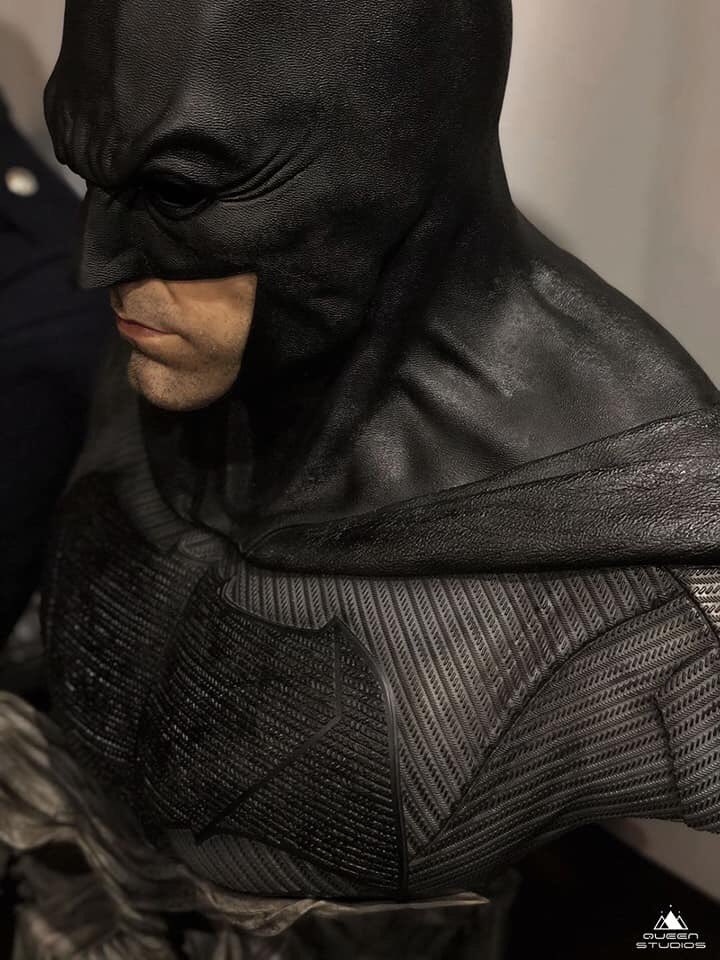 Queen Studios เผยภาพทีเซอร์งานบัสขนาดเท่าตัวจริง Batman