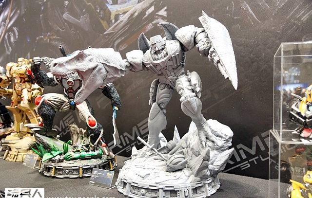 พาชมสินค้าเจ๋ง ๆ ในบูธของ Prime1Studio ในงาน Wonder Festival 2017