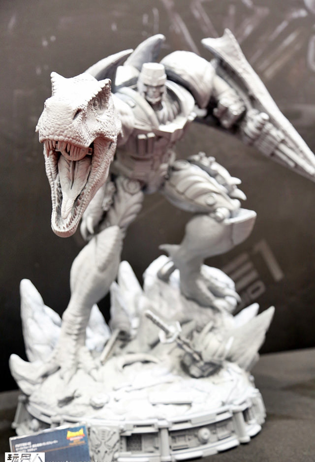 พาชมสินค้าเจ๋ง ๆ ในบูธของ Prime1Studio ในงาน Wonder Festival 2017