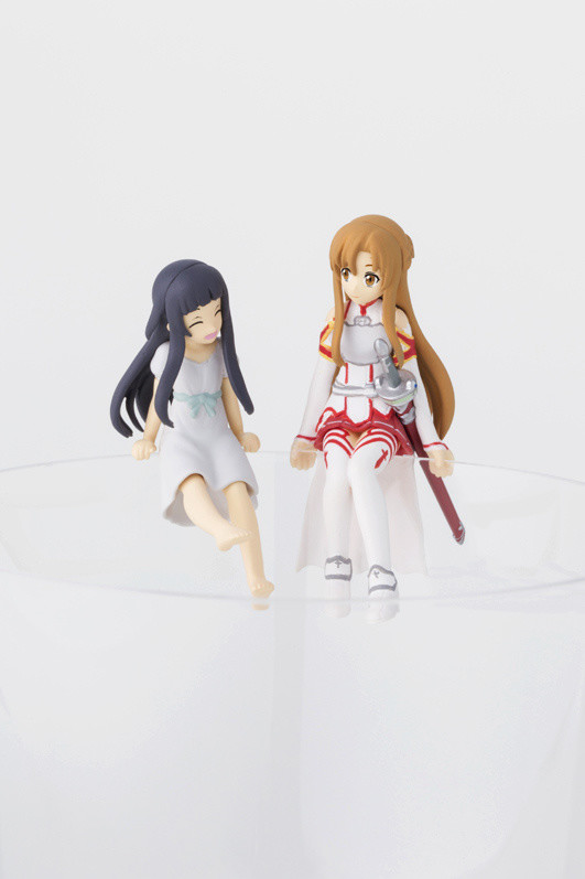 ตุ๊กตาบนขอบแก้ว Sword Art Online จะมีวางจำหน่ายในเดือนกุมภาพันธ์ 2017 นี้ 