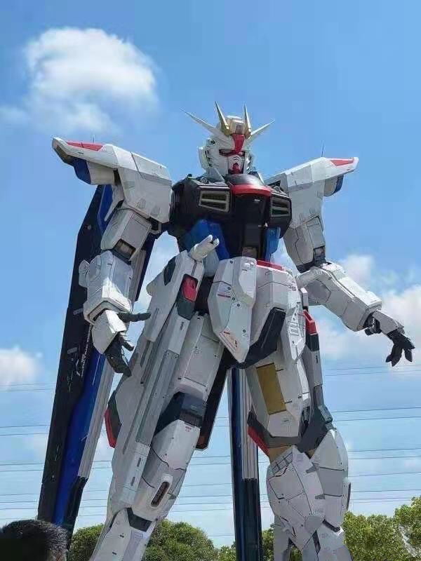โชว์ตัวแบบเต็มรูปแบบ กับ Freedom Gundam ขนาดเท่าที่เซี่ยงไฮ