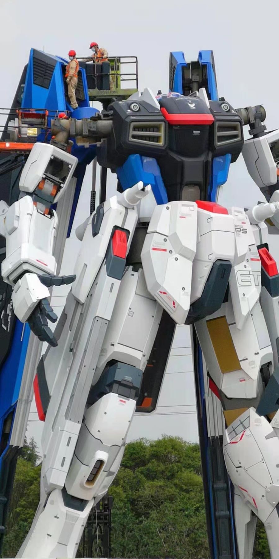 โชว์ตัวแบบเต็มรูปแบบ กับ Freedom Gundam ขนาดเท่าที่เซี่ยงไฮ