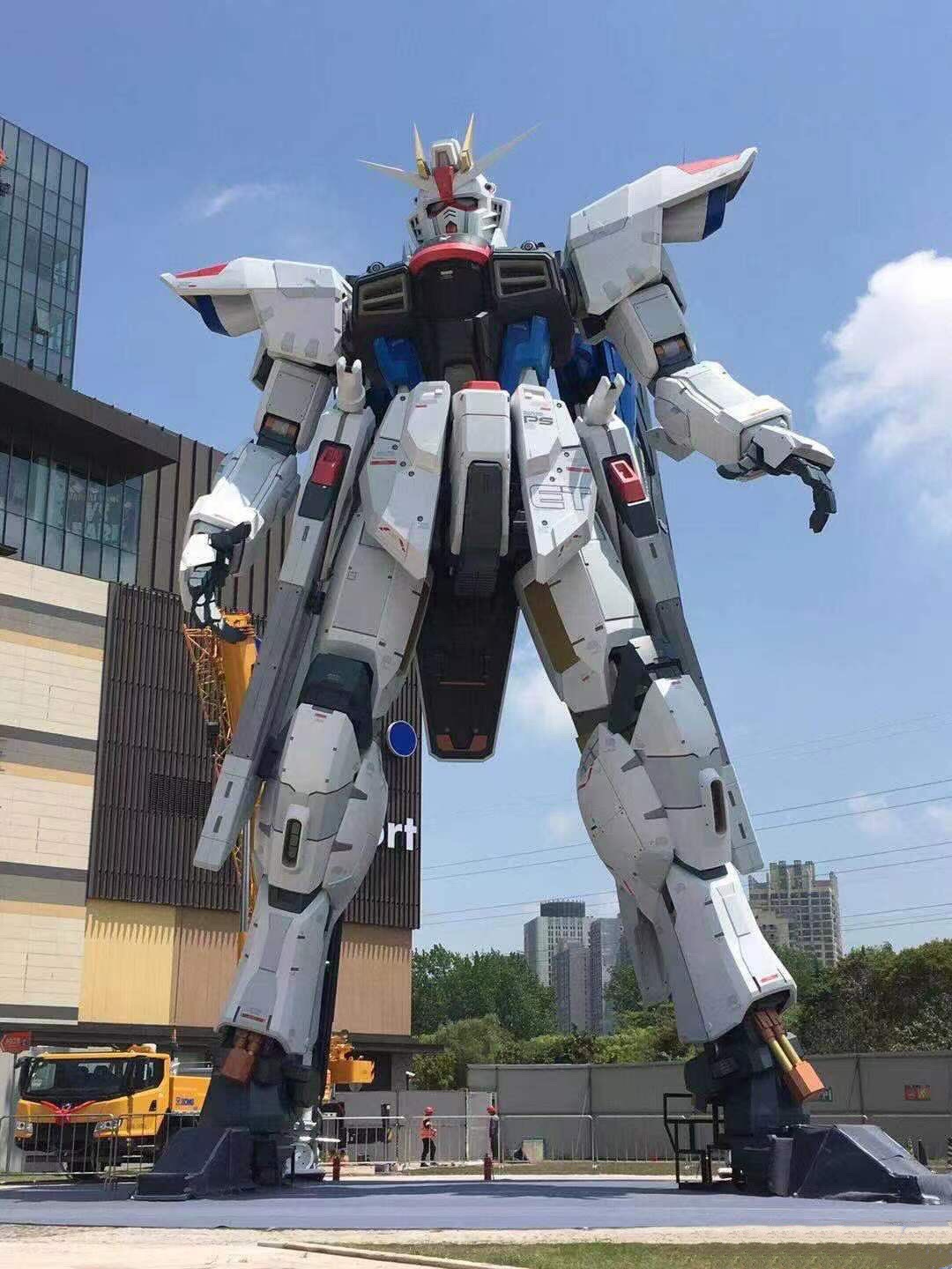 โชว์ตัวแบบเต็มรูปแบบ กับ Freedom Gundam ขนาดเท่าที่เซี่ยงไฮ
