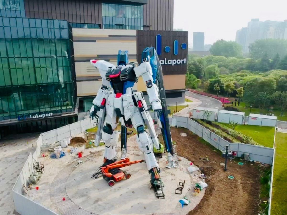 โชว์ตัวแบบเต็มรูปแบบ กับ Freedom Gundam ขนาดเท่าที่เซี่ยงไฮ