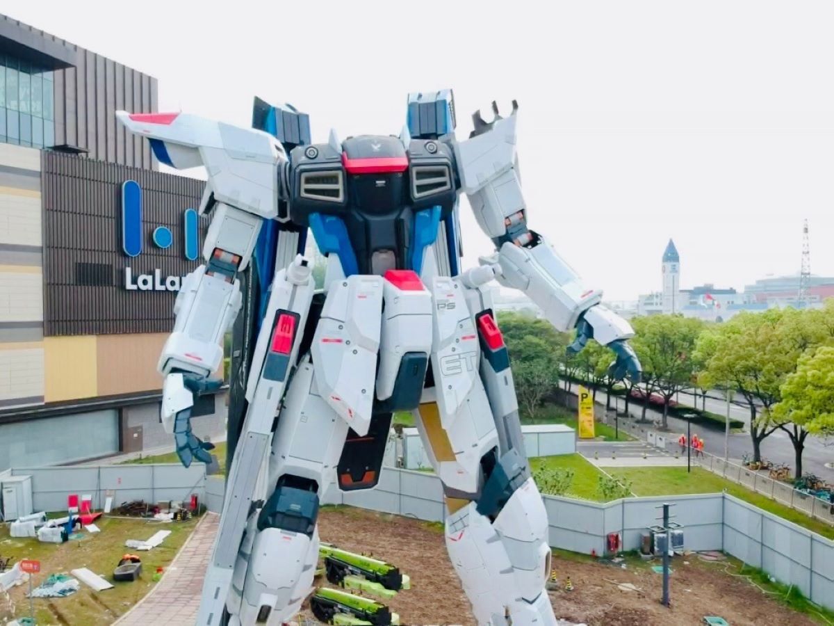 โชว์ตัวแบบเต็มรูปแบบ กับ Freedom Gundam ขนาดเท่าที่เซี่ยงไฮ