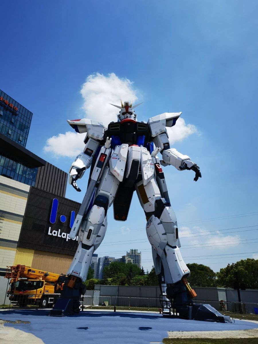 โชว์ตัวแบบเต็มรูปแบบ กับ Freedom Gundam ขนาดเท่าที่เซี่ยงไฮ