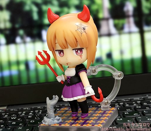 ตัวอย่างรีวิวฟิกเกอร์เซ็ตสุดน่ารักของ Nendoroid More: Halloween Set Female/Male ver.
