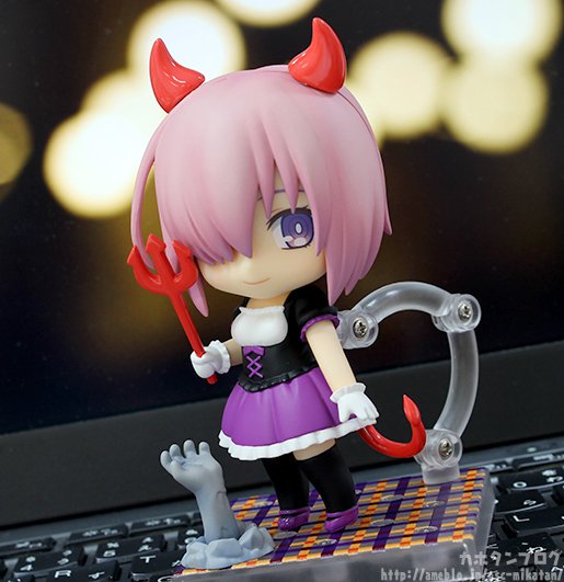 ตัวอย่างรีวิวฟิกเกอร์เซ็ตสุดน่ารักของ Nendoroid More: Halloween Set Female/Male ver.