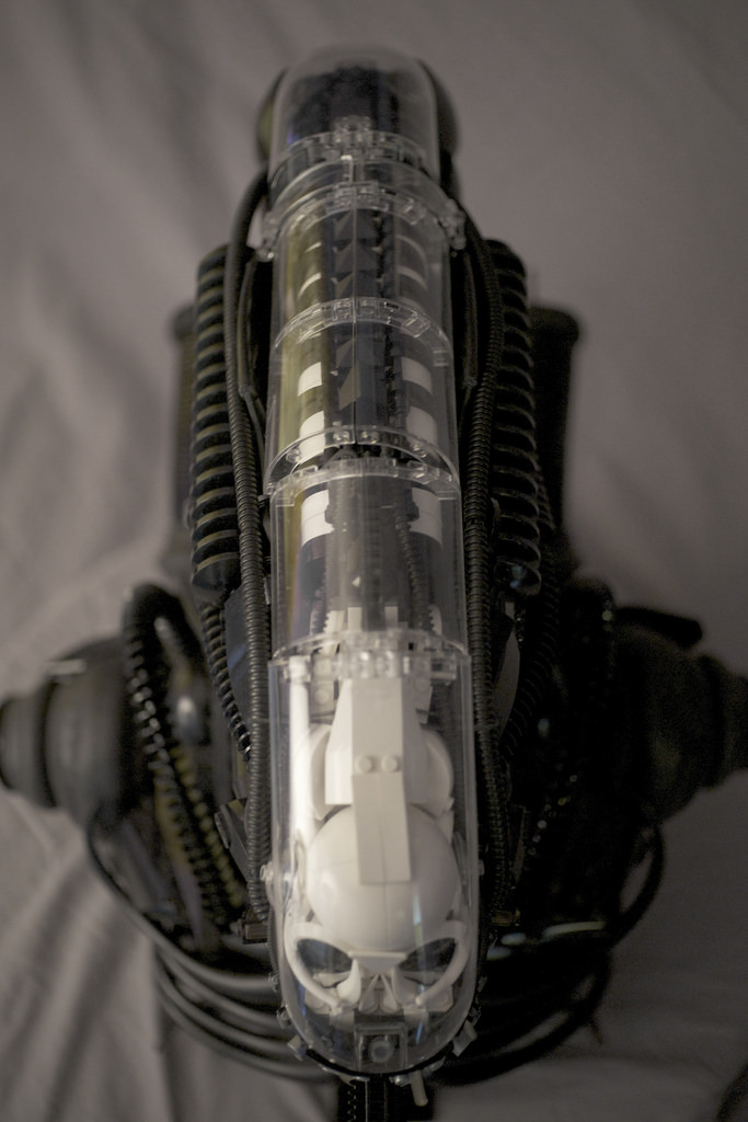 โหดไหม? งานบัสเอเลี่ยนที่สร้างจาก Lego!!