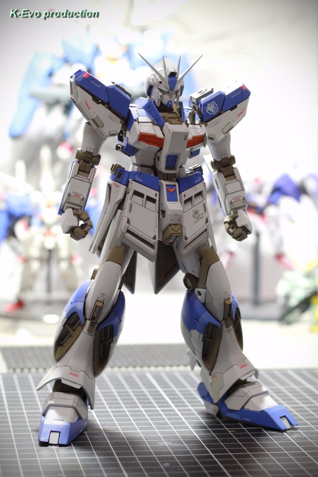 ชมขั้นตอนการต่อหุ่น MG Hi-Nu Gundam Infinity ผลงานโดย K-Evo