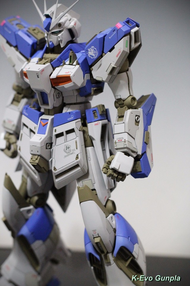 ชมขั้นตอนการต่อหุ่น MG Hi-Nu Gundam Infinity ผลงานโดย K-Evo