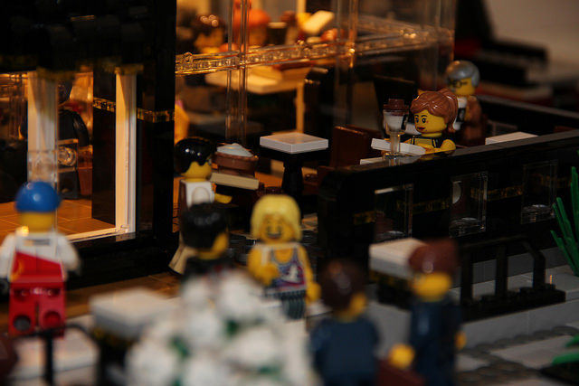ช่างคิด! กับ Cafe Lego ที่เห็นแล้วรู้สึกถึงบรรยากาศของคาเฟ่จริง ๆ