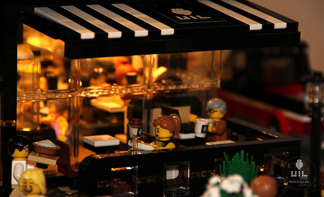 ช่างคิด! กับ Cafe Lego ที่เห็นแล้วรู้สึกถึงบรรยากาศของคาเฟ่จริง ๆ