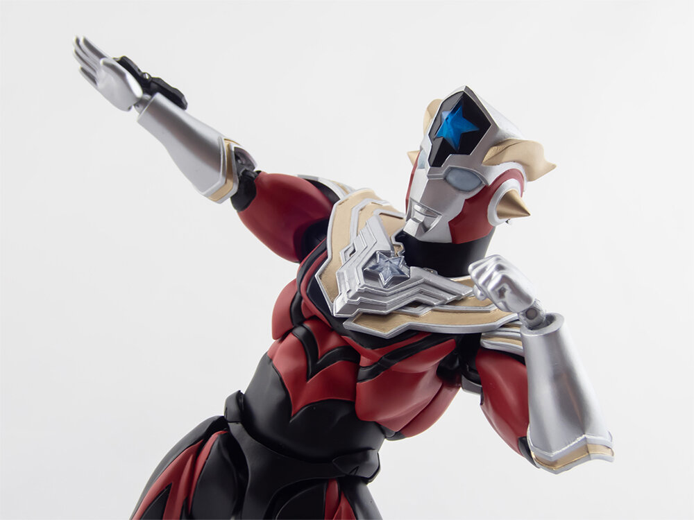 รีวิวภาพถ่ายสินค้าจริง SHFiguarts Ultraman Titus