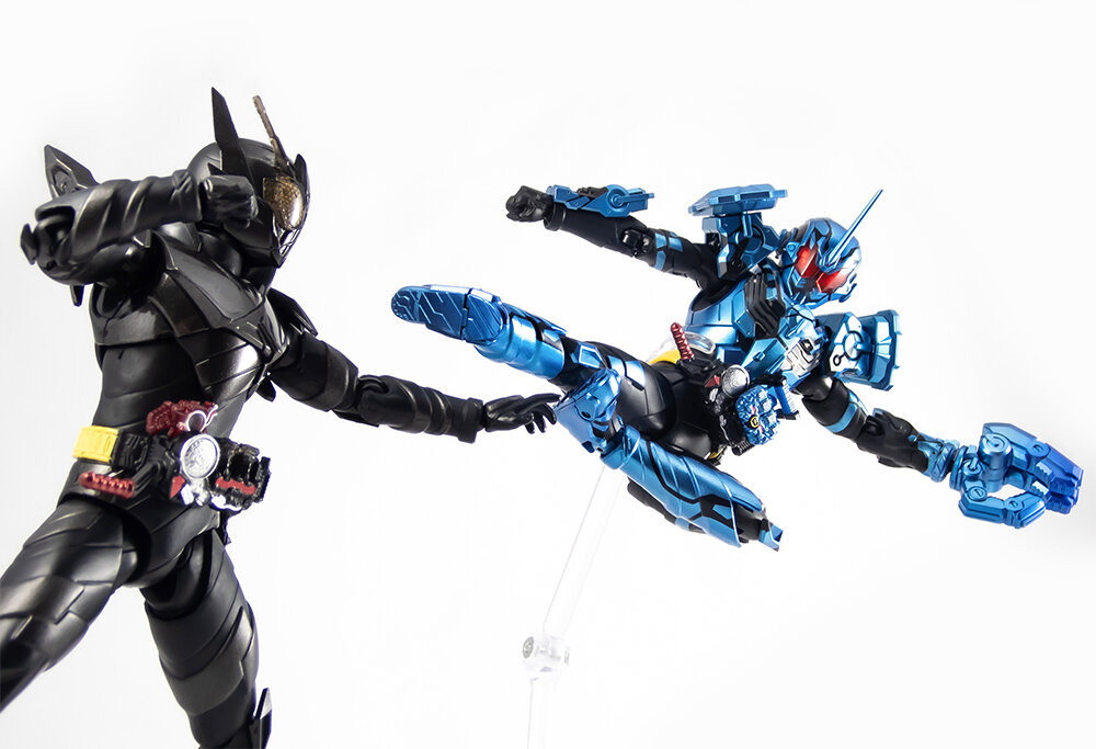 รีวิวภาพถ่ายสินค้าจริง SHFiguarts Kamen Rider Metal Build