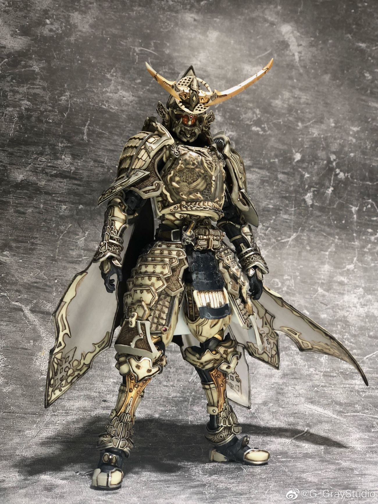 ชมงานคัสตอมสวย ๆ SIC Kamen Rider Gaim (Gray Studio)