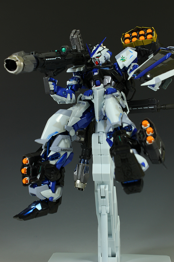รีวิวแบบเต็ม ๆ กับ METALBUILD 1/100 MBF-P03 GUNDAM ASTRAY BLUE FRAME FULL-WEAPONS