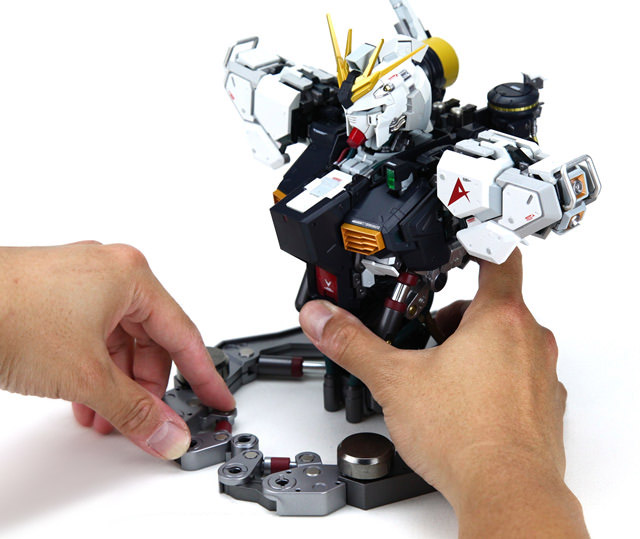 รีวิวทุกมุม กับพลาโมสุดงาม FORMANIAEX RX-93 VGUNDAM