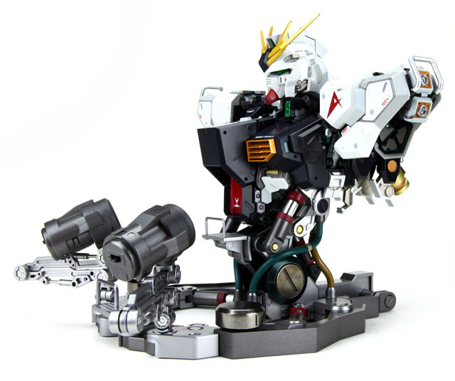 รีวิวทุกมุม กับพลาโมสุดงาม FORMANIAEX RX-93 VGUNDAM