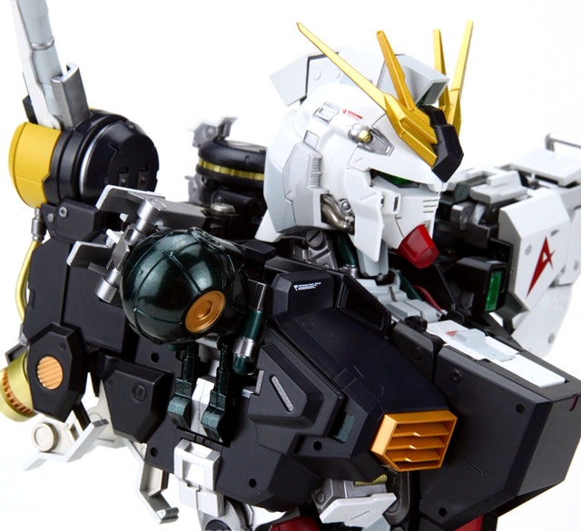รีวิวทุกมุม กับพลาโมสุดงาม FORMANIAEX RX-93 VGUNDAM