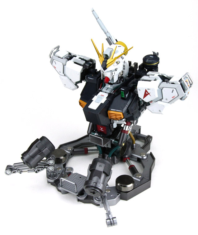 รีวิวทุกมุม กับพลาโมสุดงาม FORMANIAEX RX-93 VGUNDAM