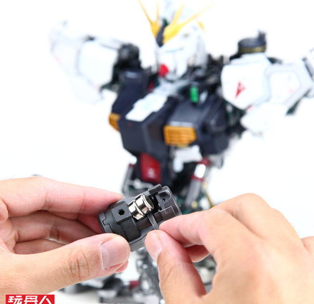 รีวิวทุกมุม กับพลาโมสุดงาม FORMANIAEX RX-93 VGUNDAM