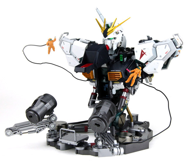 รีวิวทุกมุม กับพลาโมสุดงาม FORMANIAEX RX-93 VGUNDAM