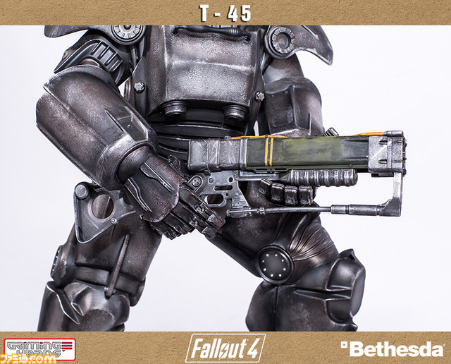 ฟิกเกอร์งาม ๆ ของ Power armor T-45 ถือปืนไรเฟิลเลเซอร์ จากเกมส์ Fallout 4