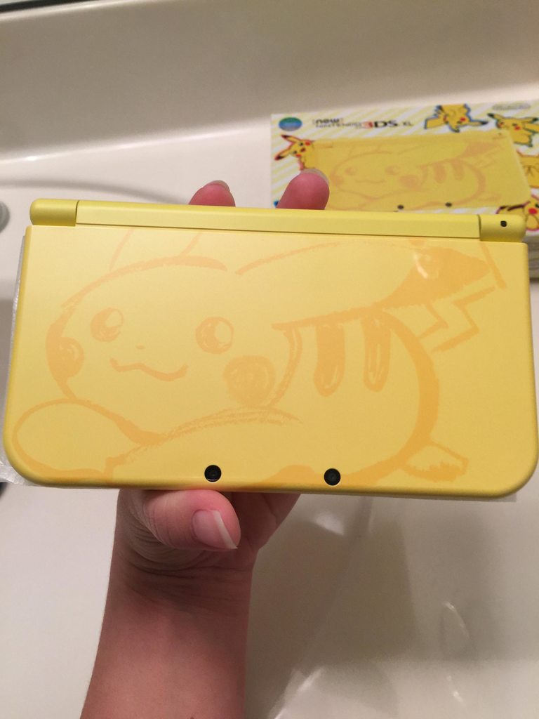 New 3DS XL Pikachu Yellow Edition model จะจำหน่ายในอเมริกาเหนือวันที่ 24 กุมภาพันธ์