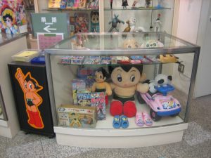 พาชมพิพิธภัณฑ์ที่สร้างขึ้นเพื่ออุทิศให้กับเท็ตซึกะ โอซามุ บิดาแห่งมังงะ