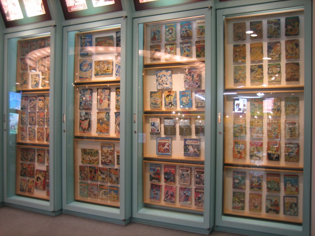 พาชมพิพิธภัณฑ์ที่สร้างขึ้นเพื่ออุทิศให้กับเท็ตซึกะ โอซามุ บิดาแห่งมังงะ